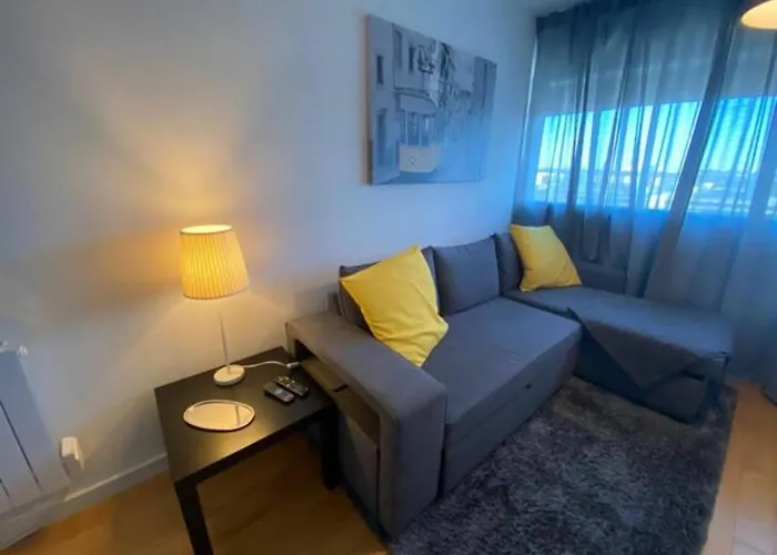 Apartment Deluxe - Parque Nacoes Lissabon